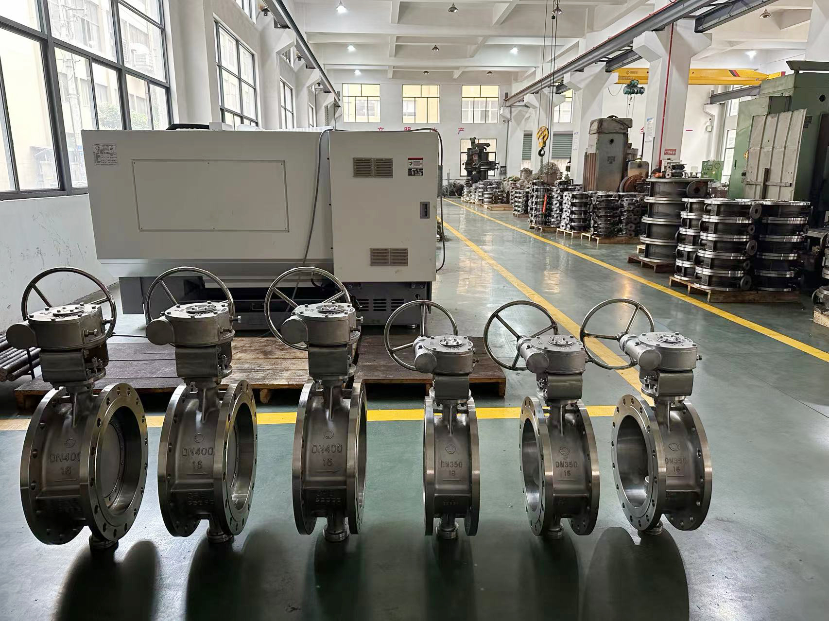 結(jié)構(gòu)合理，制作工藝精湛，規(guī)格齊全，質(zhì)量穩(wěn)定